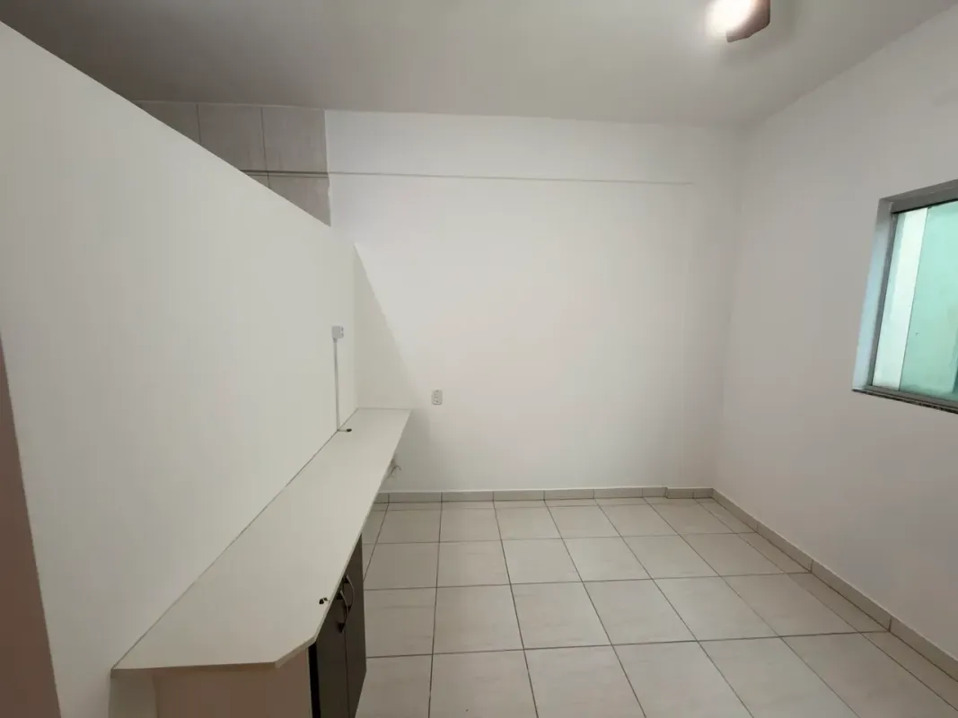 Casa/kitnet para alugar 17 m² Setor Sul